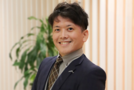 小島 弦也